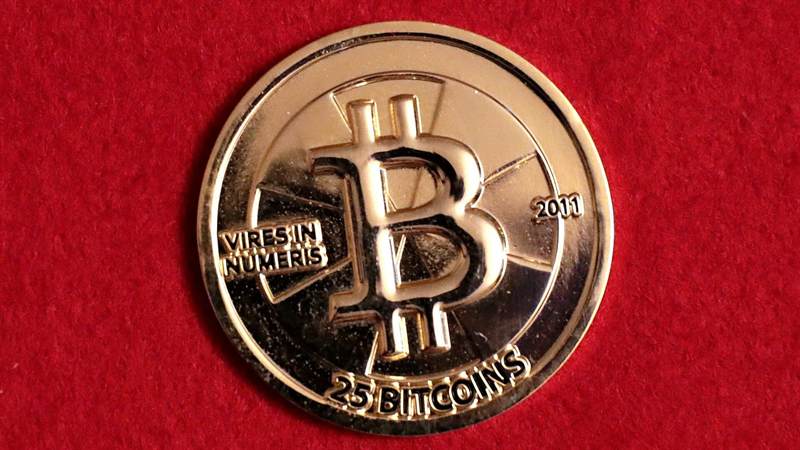 Gold Casascius 25 bitcoin coin